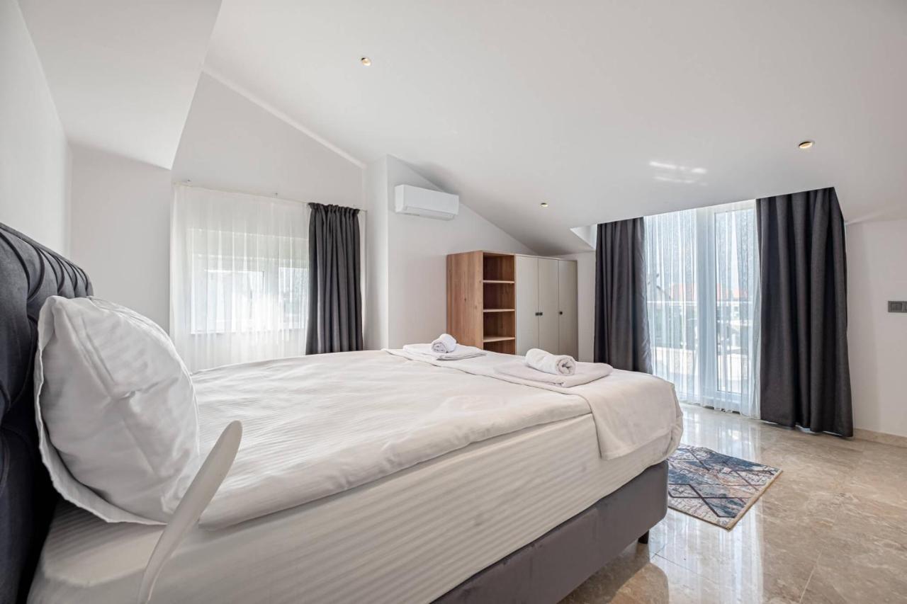 Belek Deluxe Suit Exteriér fotografie