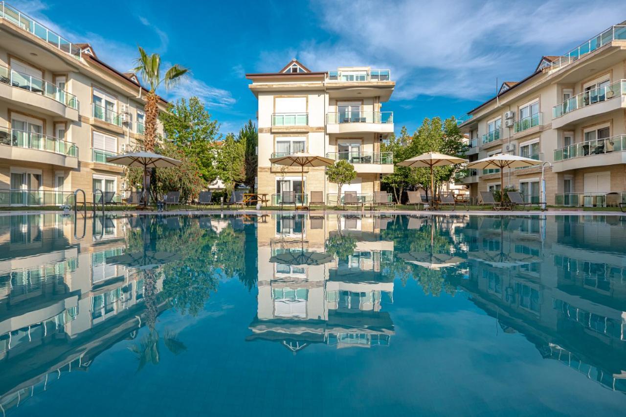 Belek Deluxe Suit Exteriér fotografie