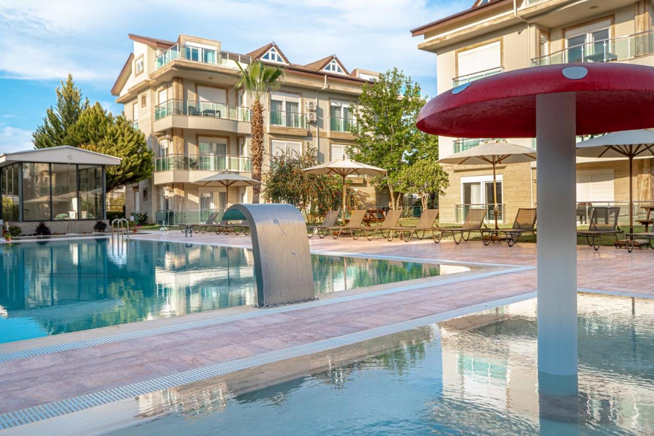 Belek Deluxe Suit Exteriér fotografie