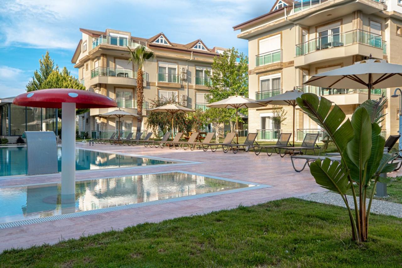 Belek Deluxe Suit Exteriér fotografie
